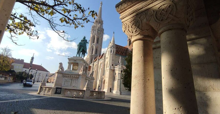 German guided tour through Budapest's castle district - Ruszwurm and the sweet side of Buda