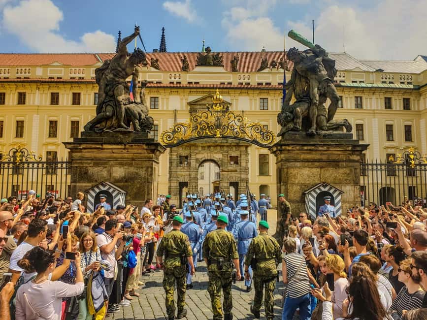 Get&Go:Prague Castle Ticket & E-Guide with Discount Vouchers - Golden Lane, the most compact stop