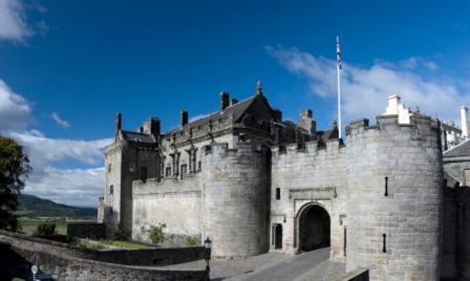Glasgow: Loch Lomond, the Trossachs and Stirling Castle - Balloch and the first look at Loch Lomond