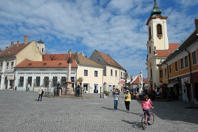 Godollo Sisi Castle and Szentendre Full-Day Private Tour from Budapest - Three hours in Szentendre, with room to choose