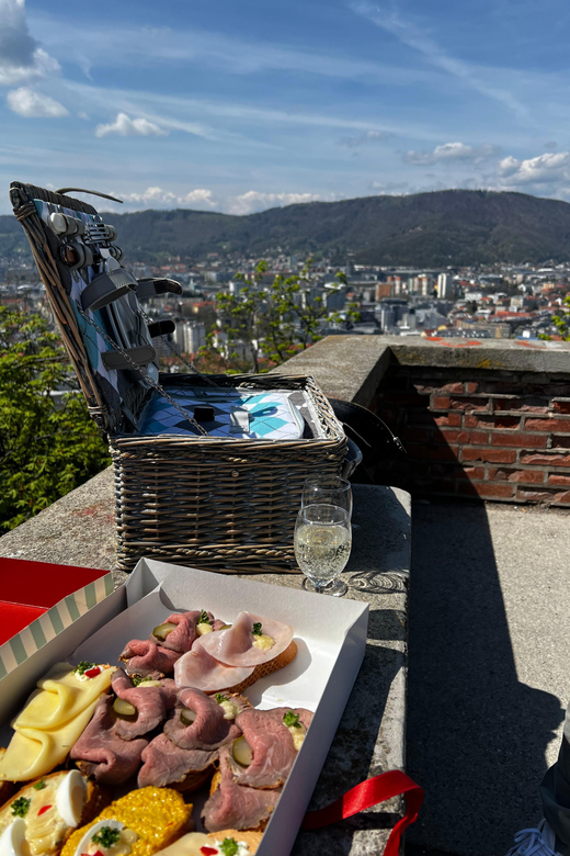 Graz: Funicular Ride & Schlossberg Picnic Experience - Help for late arrivals and first-time visitors