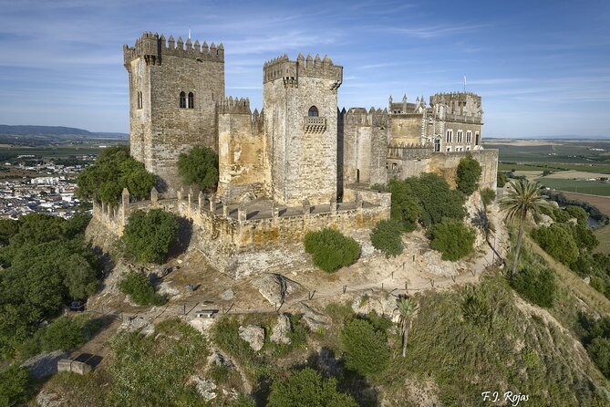 Guided tour of Almodovar Castle, entrance fee included - What the 8th-century fortress adds to the visit