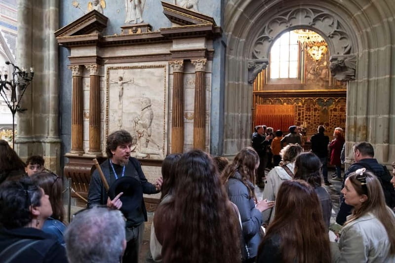 Guided Tour of Prague Castle with Ticket and Transport - St. Vitus Cathedral: Prague’s grand centerpiece