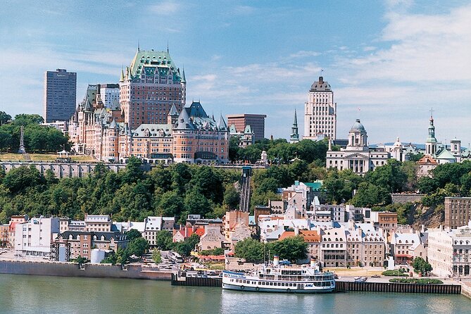 Guided Tour of the Fairmont Le Chateau Frontenac in Quebec City - Weather and timing can shape the experience