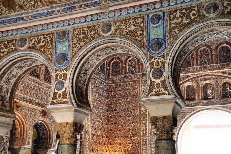 Guided Tour of the Royal Alcázar of Seville in a Small Group - Ending in the gardens