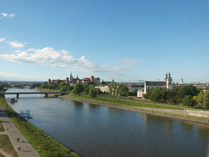 Guided Tour of the Wawel Castle & Cathedral in Cracow - The art and objects that make Wawel different