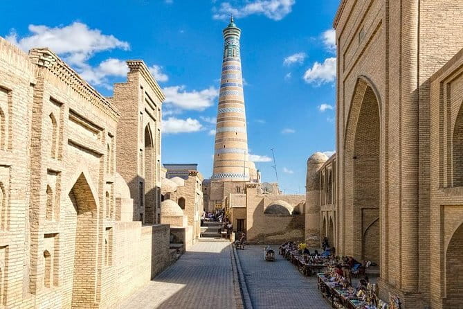 Guided Tour To Old Fortresses - Kyzyl-Kala brings the defensive story together