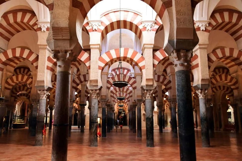 Guided visit to the Mosque of Cordoba and Alcazar of Cordoba - The Mosque-Cathedral, from basilica to cathedral