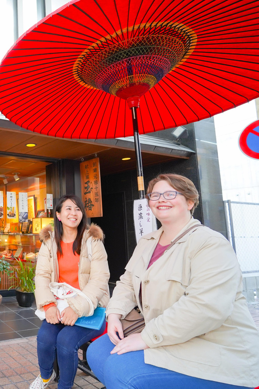 Half-day Himeji Castle Town Bike Tour with Lunch - Guide quality and group size