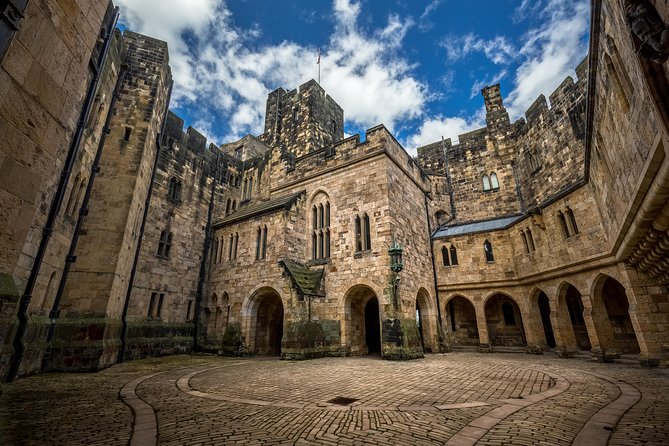 Harry Potter's Alnwick Castle and Scottish Borders Day Trip - Key points before you book