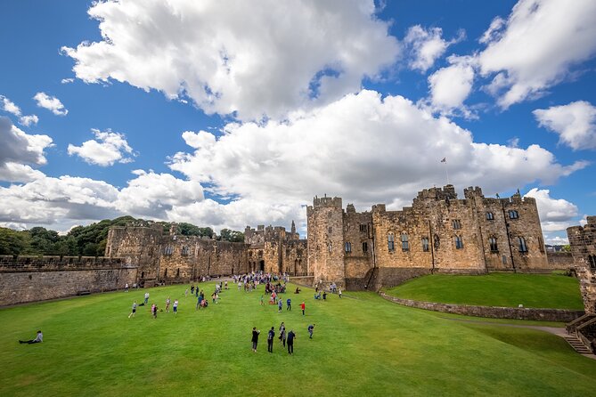Harry Potter's Alnwick Castle and Scottish Borders Day Trip - Coldstream and the Scottish Borders return