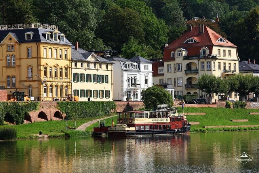 Heidelberg Castle Tour: Residence of the Electors - The Pharmacy Museum and what is not included