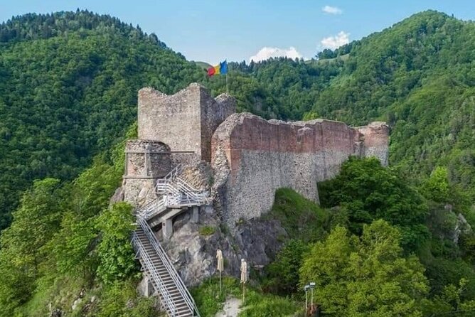 Hike to Poenari Fortress, Vidraru Dam, Argeș Monastery - Private - Guide quality and flexibility