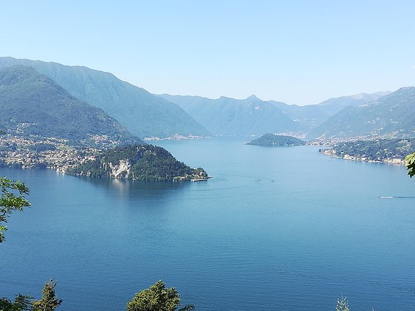 HIKING TOUR: VARENNA, Castle of VEZIO Villa MONASTERO, FIUMELATTE - Fiumelatte and the short river with a Leonardo connection
