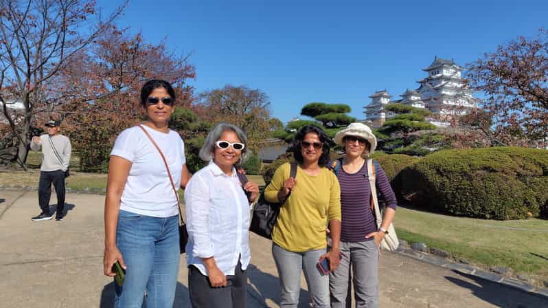 Himeji: Express Guided Tour of Himeji Castle in 90 Minutes - Meeting at the admission ticket service