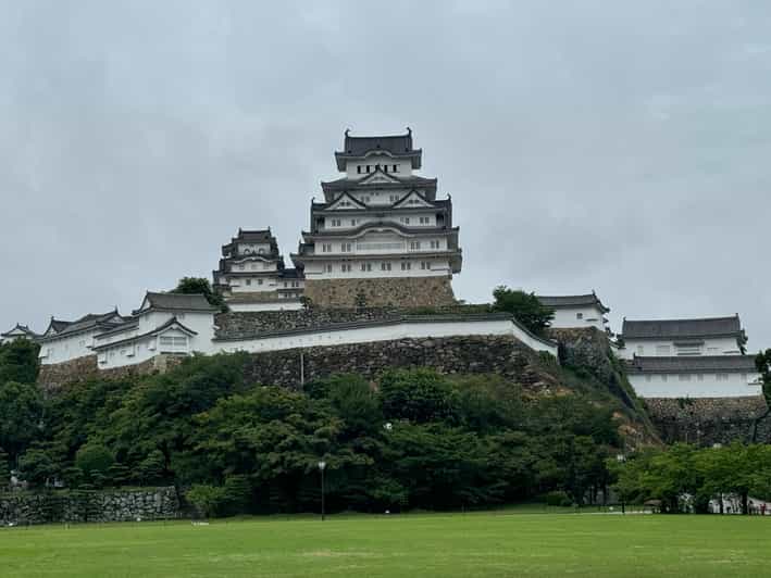 Himeji: Guided Tour of Himeji Castle & Cozy Engyoji Temple - The 45-minute lunch break