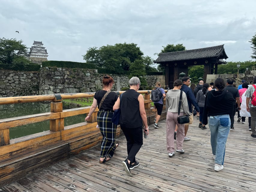 Himeji: Himeji Castle Guided Tour – UNESCO Heritage - Small details that make the guided visit better
