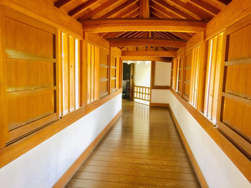 Himeji: Private Guide Tour of the Castle from Osaka or Kyoto - Who will enjoy this half-day outing