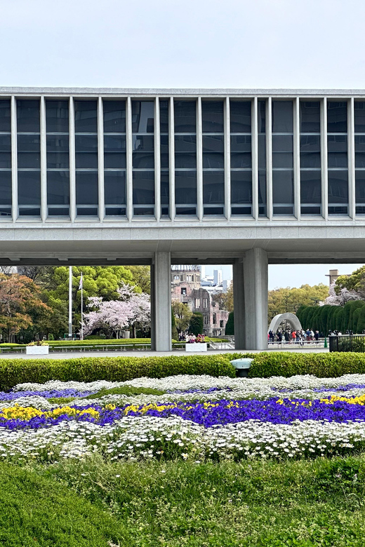 Hiroshima; Hiroshima Peace Memorial Museum and Castle Tour - Is three hours enough?