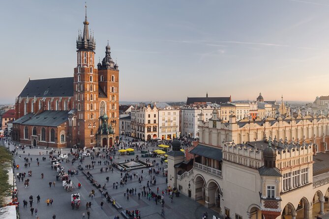 Historic Krakow : Old Town & Wawel Castle Walking tour - Key points to know before booking