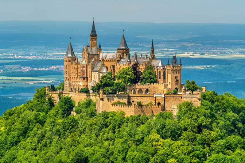 Hohenzollern Castle: Full-Day Tour from Frankfurt - The long road from Frankfurt to the Swabian Alps
