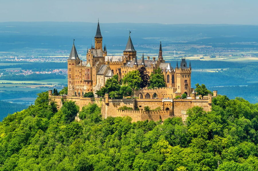 Hohenzollern Castle: Full-Day Tour from Frankfurt - Grand rooms filled with royal objects