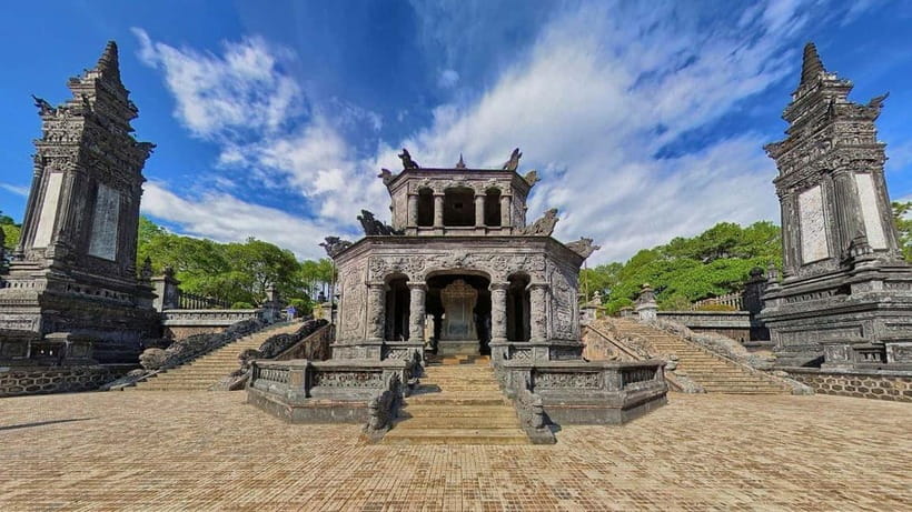Hue: Dragon Boat Cruise, Imperial Citadel, & Market Day Trip - Key points to know before booking