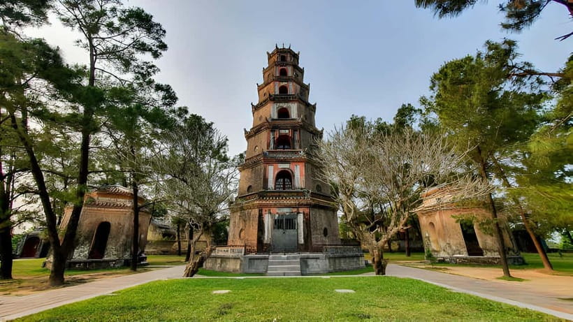 Hue: Dragon Boat Cruise, Imperial Citadel, & Market Day Trip - Starting Hue on the Perfume River
