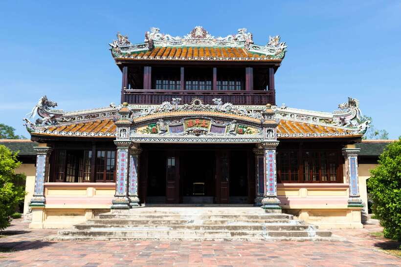 Hue: Hue Walking Tour to Imperial Citadel with Tour Guide - Key points to know before booking