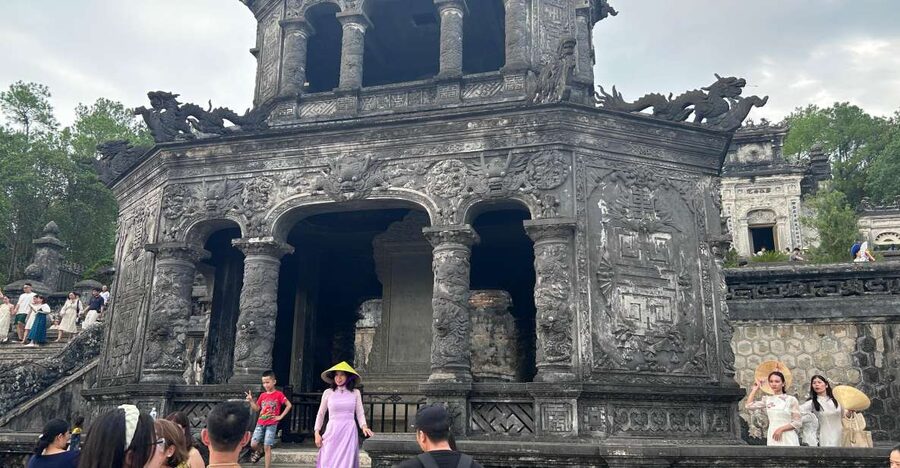 Hue Sightseeings Royal Tombs , Citadel with Private Driver - Why this private Hue route works so well