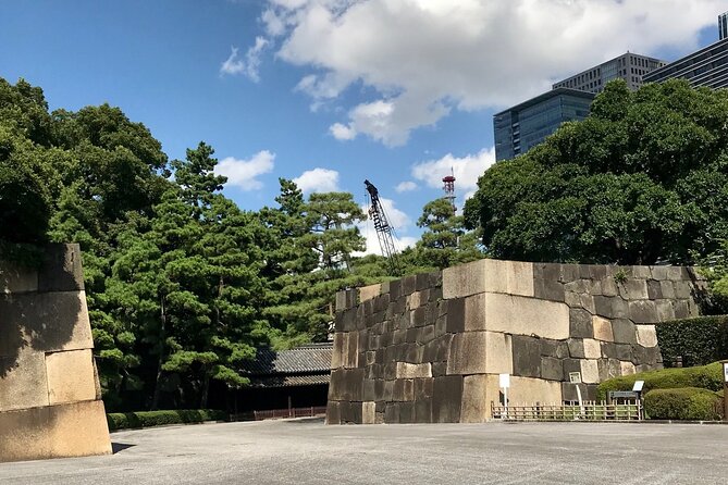 Imperial Palace East Garden and Edo Castle Walking Tour in Tokyo - Why this part of Tokyo is worth your time