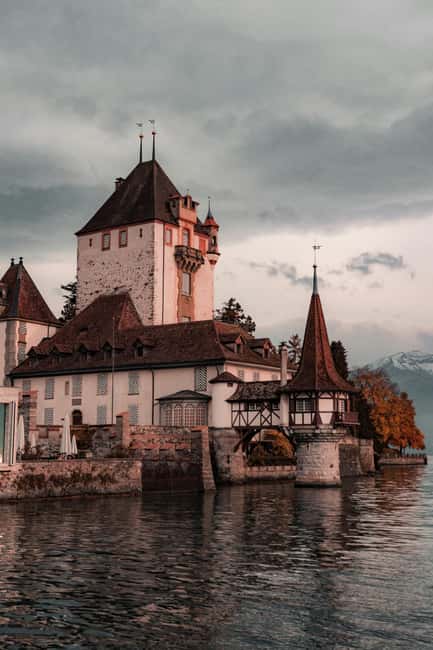 Interlaken: Lake Thun Castles Tour with Entry Tickets - Why this Lake Thun castle route works