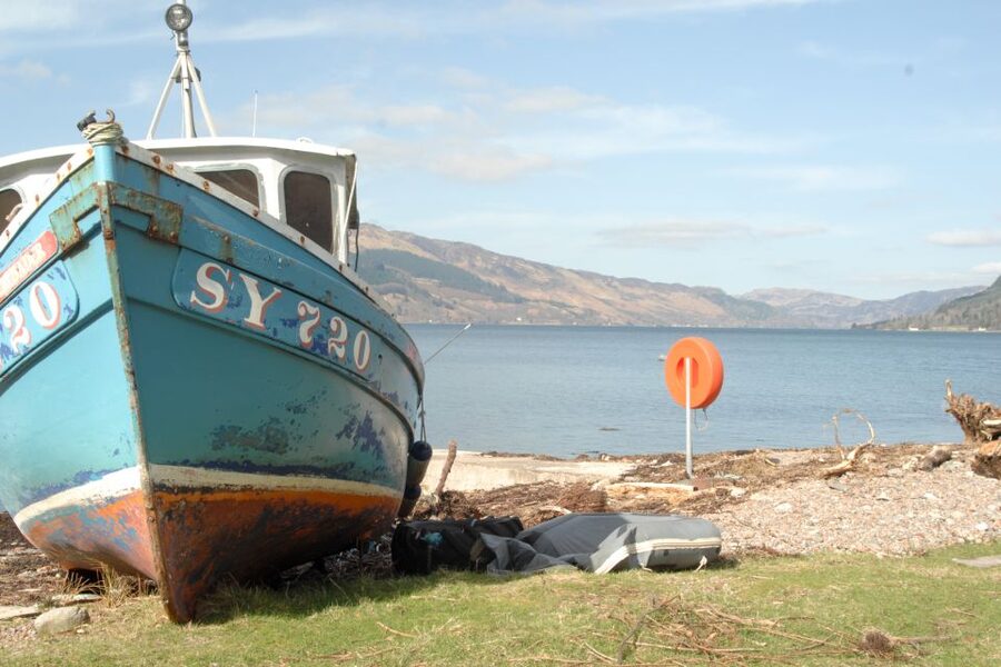 Inverness: Loch Ness, Skye, & Eilean Donan Castle Tour - Loch Ness and Invermoriston set the tone
