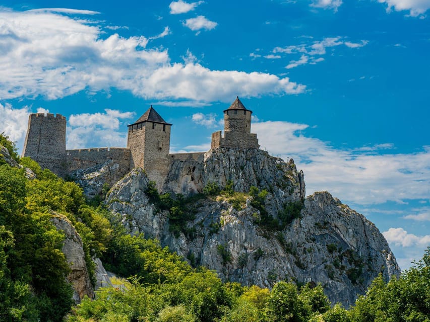 Iron Gate: Golubac fortress, Lepenski vir, boat cruise 1.5h - Climbing Through Golubac Fortress