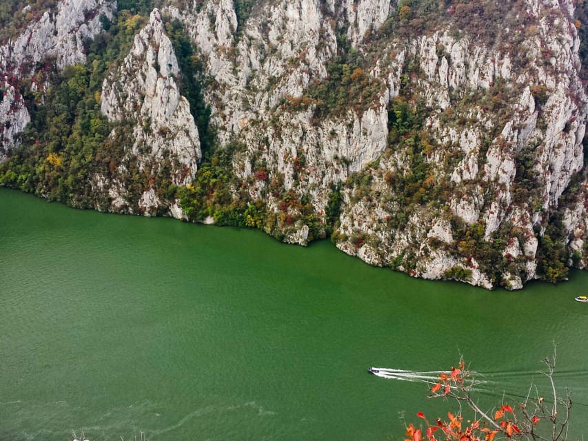 Iron Gate: Golubac fortress, Lepenski vir, boat cruise 1.5h - The Boat’s Best Markers: Kazan, Decebalus, and Tabula Traiana