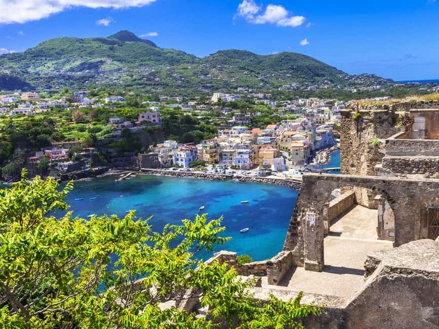 Ischia/Forio: Visit to the Aragonese Castle + Village of Celsa - Entering the Aragonese Castle