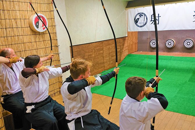 Japanesel Archery Experience HIROSHIMA CASTLE SHARAKU - Your first arrows and the learning curve