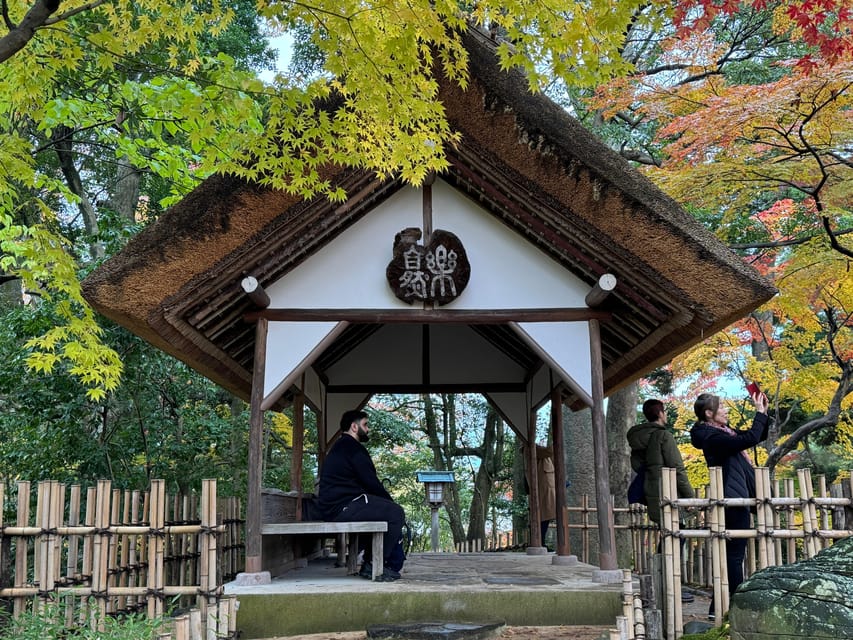 Kanazawa: Half-Day Private Tour - Garden, Castle, Geisha - The short transfer to Higashi Chaya
