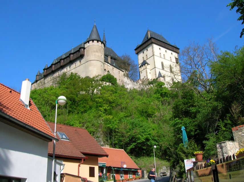 Karlstejn Castle & Crystal Manufactory - Private Tour - A Traditional Czech Lunch in the Village
