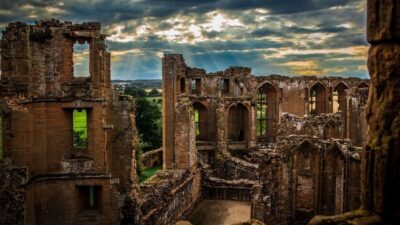 Kenilworth Castle and Elizabethan Garden Entry Ticket