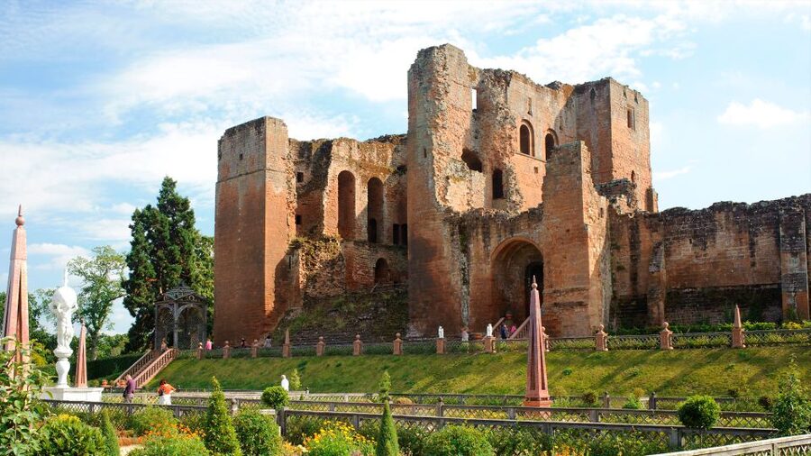 Kenilworth Castle and Elizabethan Garden Entry Ticket - Family appeal and who will enjoy Kenilworth most