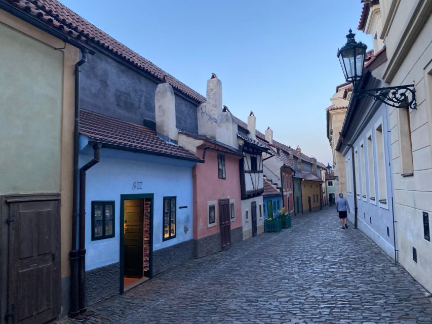 Klara's Prague Castle private tour - Key points to know before booking