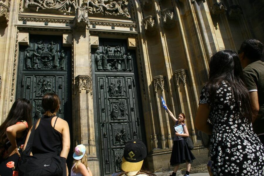 Klara's Prague Castle private tour - A vineyard view before the tour ends