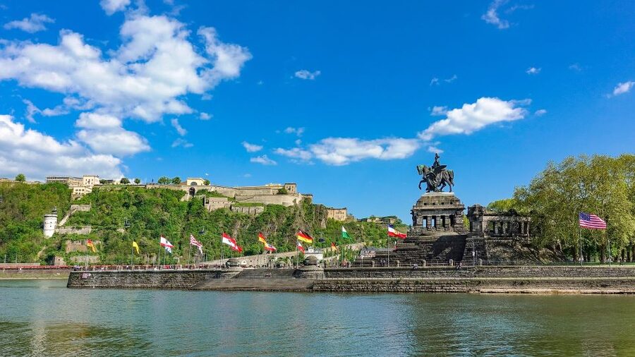 Koblenz: Old Town Tour with the Ehrenbreitstein Fortress - Starting Above the Rhine at Ehrenbreitstein Fortress