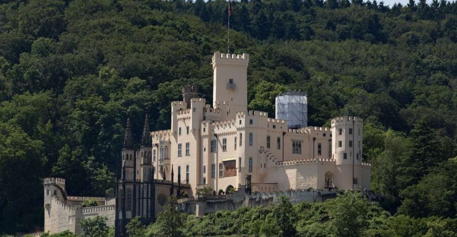 Koblenz: Rhine Valley Castle Sightseeing Cruise - Toward Deutsches Eck and the mouth of the Lahn