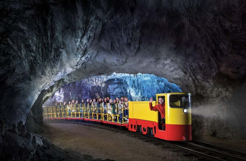 Koper/Trieste: Postojna Cave & Predjama Castle Tour & Ticket - Key points at a glance