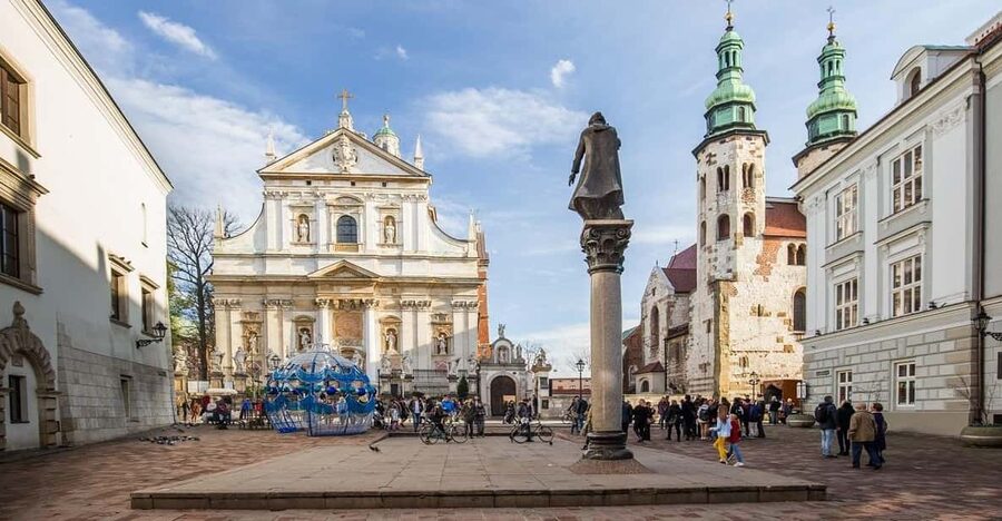 Krakow: Wawel Castle & Cathedral, Old Town & City Basilica - Why this three-and-a-half-hour route works