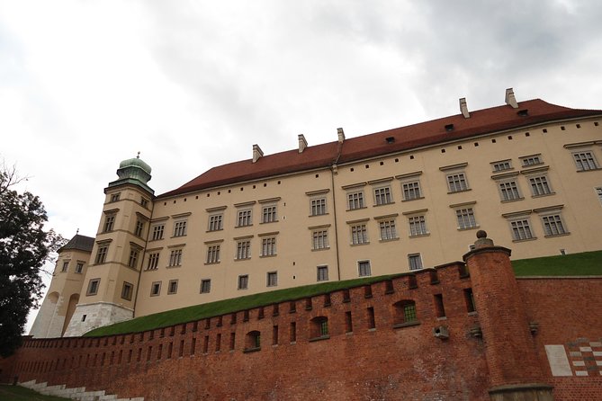 Krakow: Wawel Castle Guided Tour - Key points at a glance