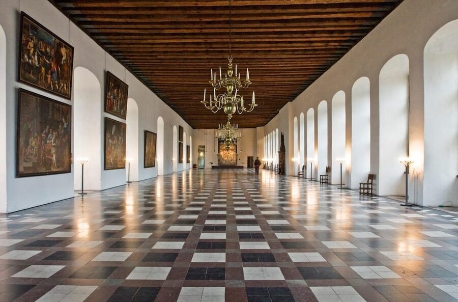 Kronborg Castle Entry Ticket - Timing, crowds, and the $23 ticket