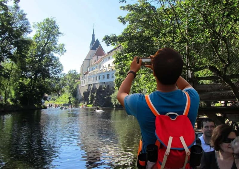 Krumlov's Best Of: River Cruise, Castle Tour & Lunch ☀️| 5h - Key details that shape the day